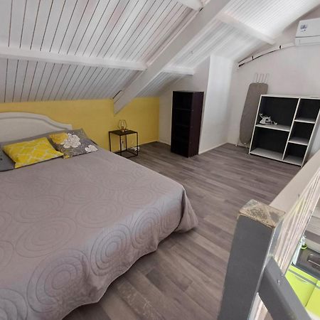 9 Lyly Location F3 Mezzanine Apartment Sainte-Anne Exterior photo