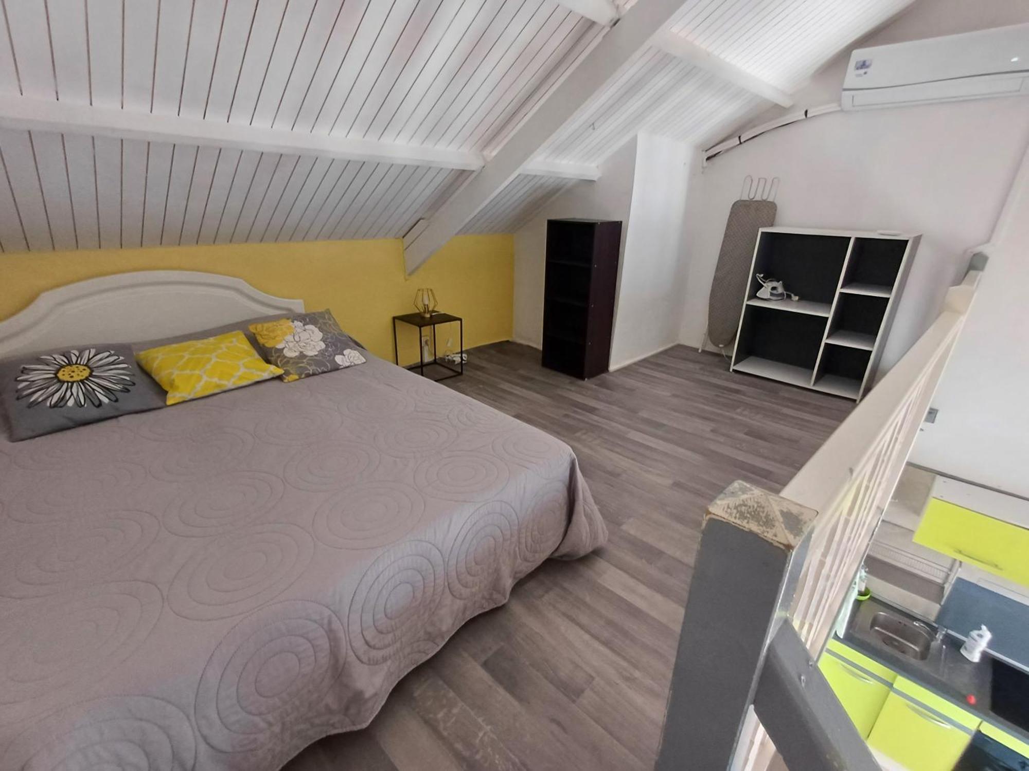9 Lyly Location F3 Mezzanine Apartment Sainte-Anne Exterior photo